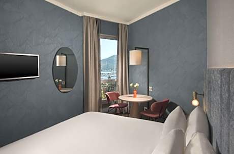 SUPERIOR ROOM WITH VIEW