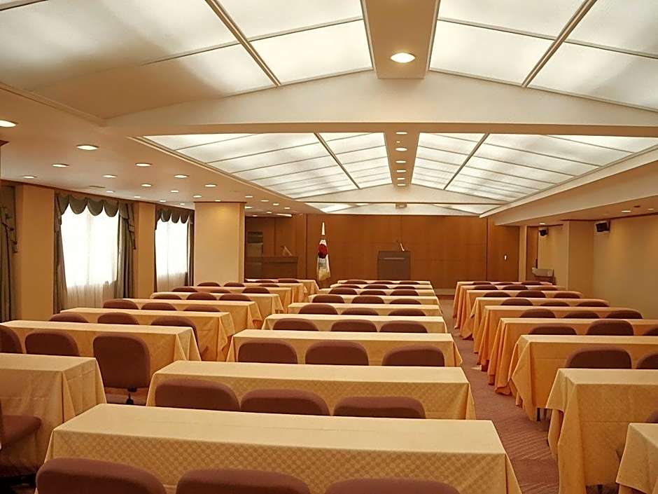 Suanbo Park Hotel