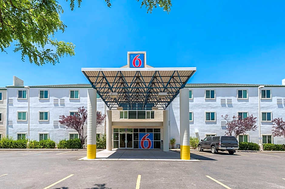 Motel 6-Cedar City, UT