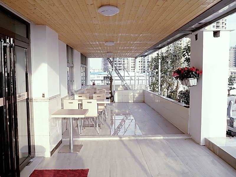 GreenTree Inn HePu Huanzhu South Road Transit Center Express Hotel