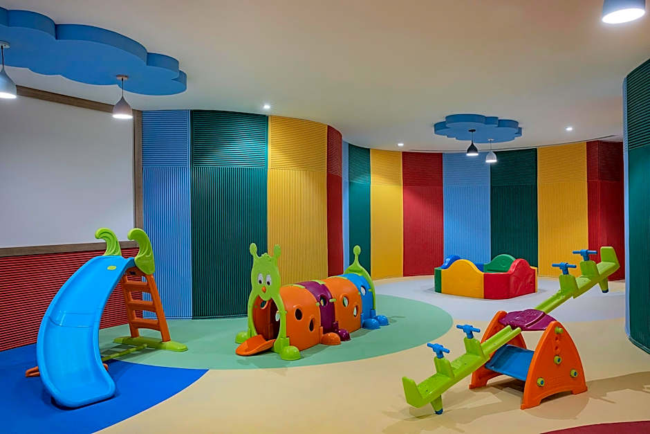 Holiday Inn and Suites Al Khobar By IHG