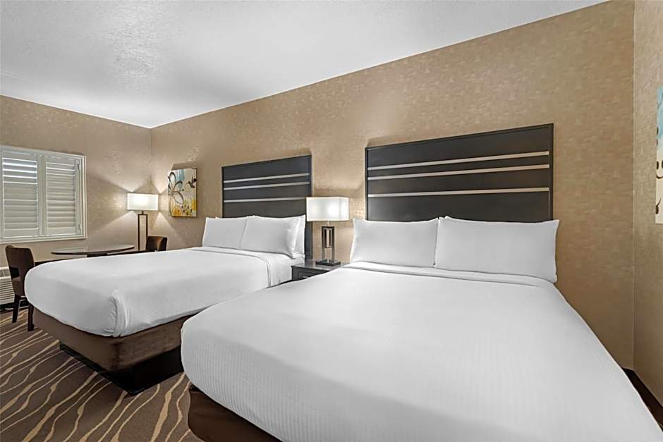 Best Western Plus Park Place Inn - Mini Suites