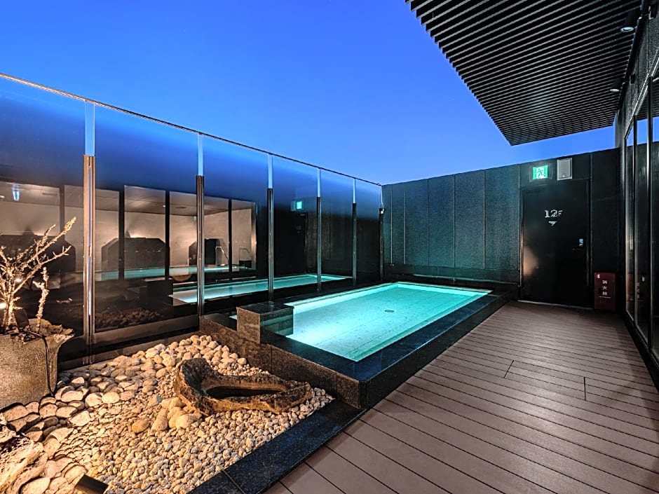 REF Kansai Airport by VESSEL HOTELS