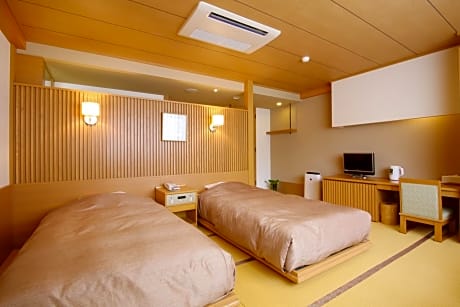 Superior Twin Room with Tatami Floor - Non-Smoking - Shizen Wing