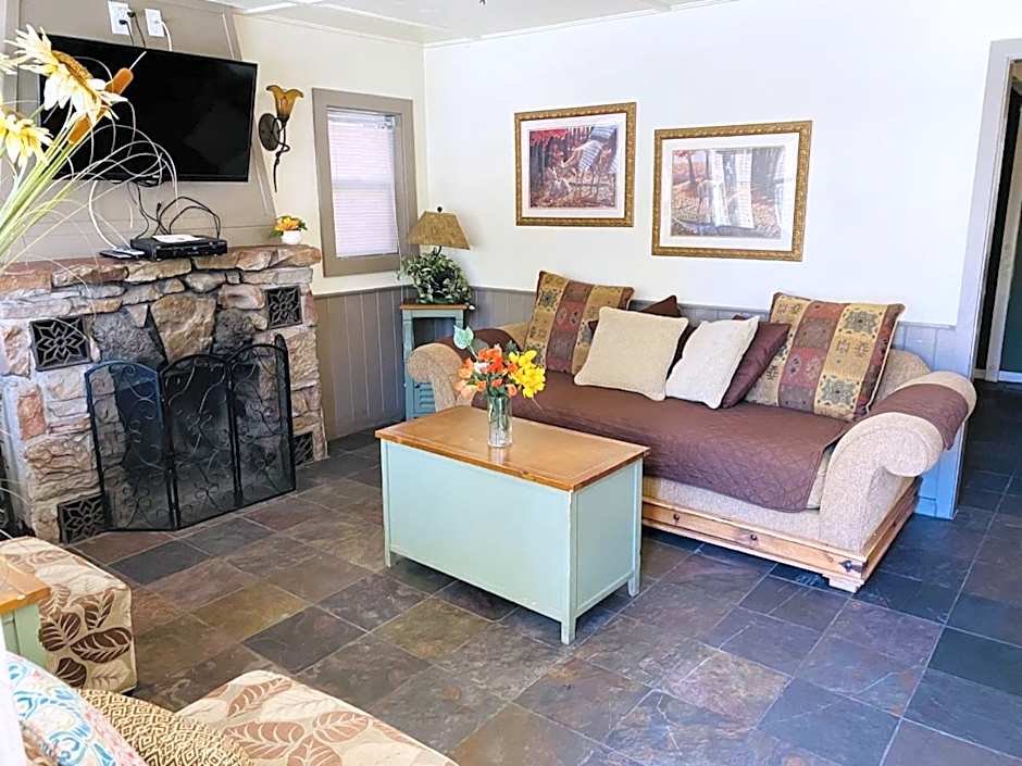 Photo 1 of 5 of Presidential Suite