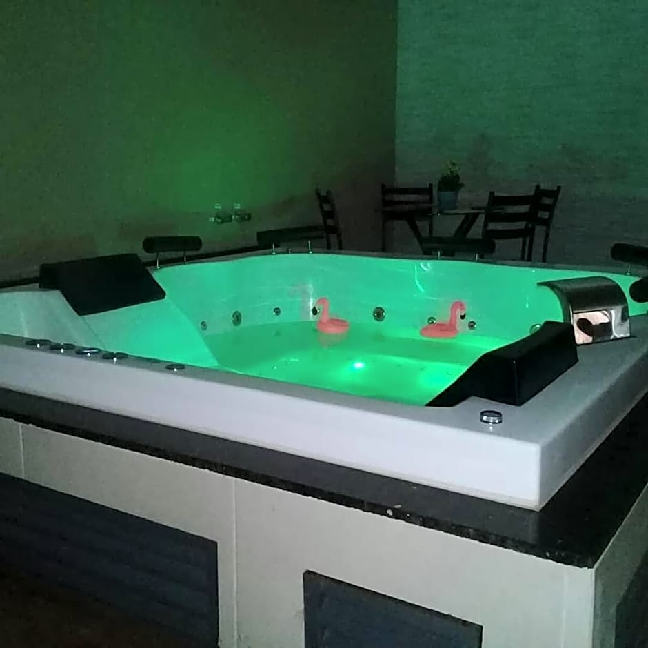 Casa com 2 quartos e banheira de Hidromassagem