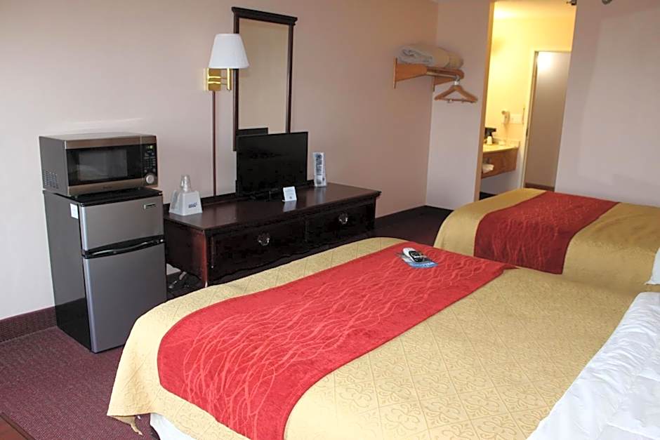 Photo 1 of 4 of Double Room
