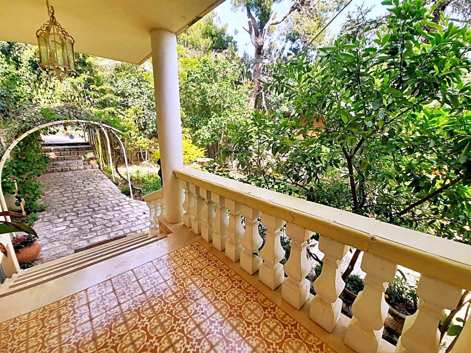 Ha'Seuda Ha'Achrona Suites