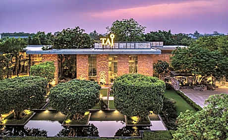 Taj Damdama Lake Resort & Spa, Gurugram