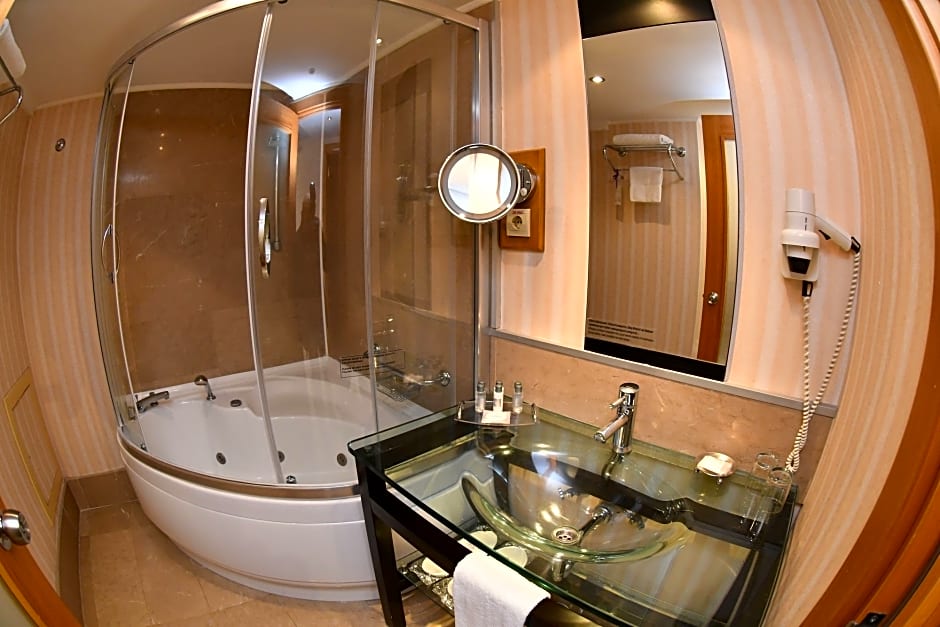 Anemon Fuar Hotel