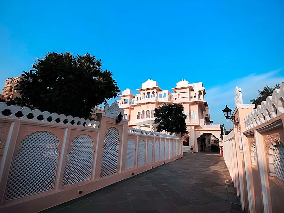 Sterling Jaisinghgarh Udaipur