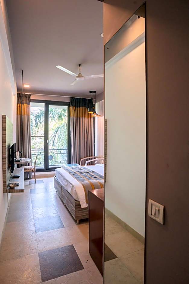 Ahuja Residency Parklane