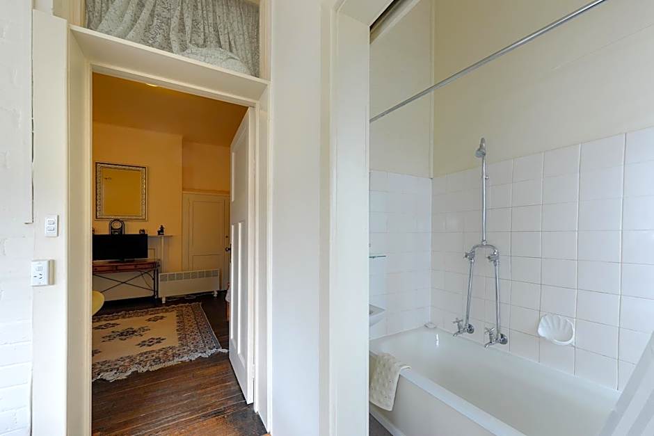 Edinburgh Gallery Bed & Breakfast