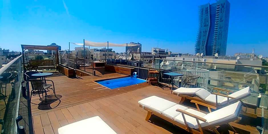 Dizengoff Penthouse Boutique Hostel