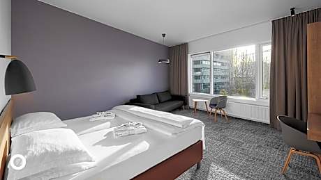 Deluxe Double/Twin with Spa Access