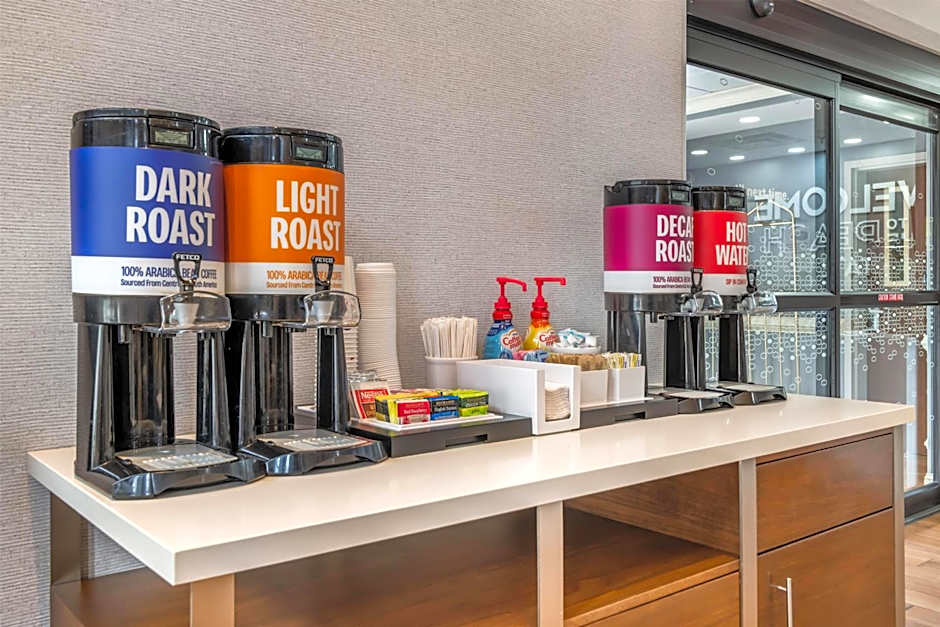 Hampton Inn & Suites Atlanta-Airport North
