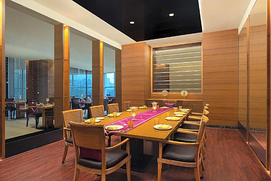 Le Meridien Ahmedabad