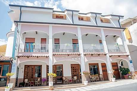 Hotel Le Tre Caravelle