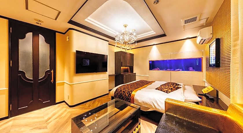 Izumiotsu Chapel Sweet - Adult Only