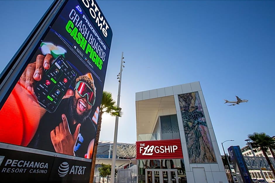 ELEV8 HOTEL LOS ANGLES, LAXA 