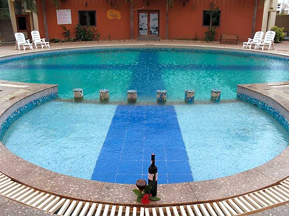 Seven sky Clarks Exotica