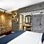 One Luxury Suites