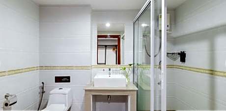 2 Double Beds Non-Smoking Family Room Larger Room Two Bedrooms Flat Screen Television Work Desk