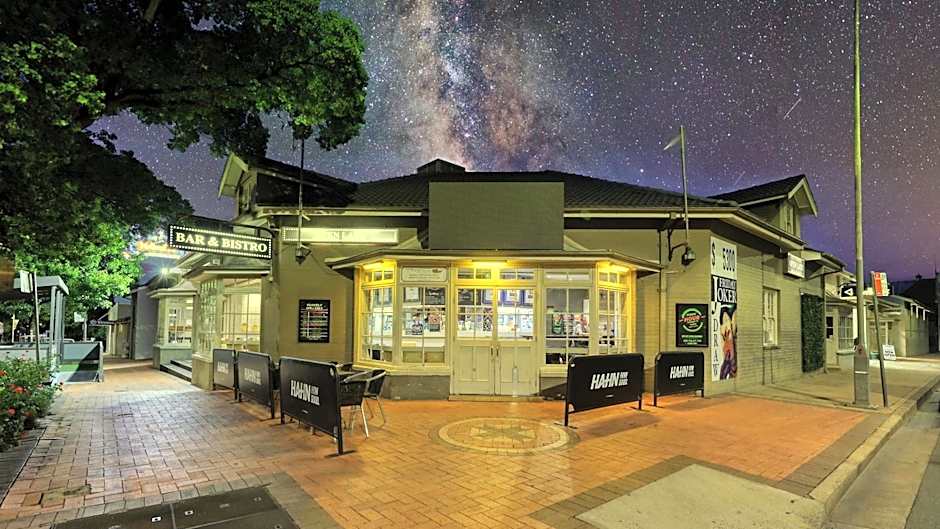 Coachman Hotel Motel