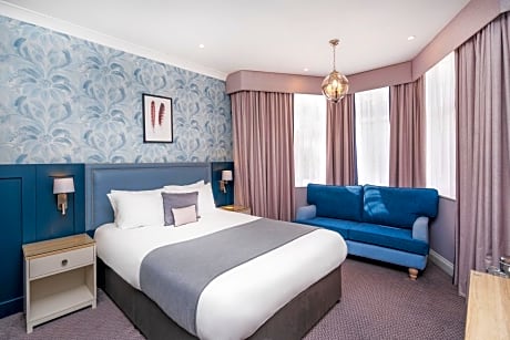 Deluxe Double Room with Garden View