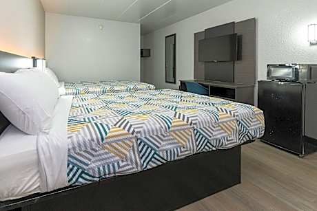 Double with 2 Double Beds - Non-Smoking