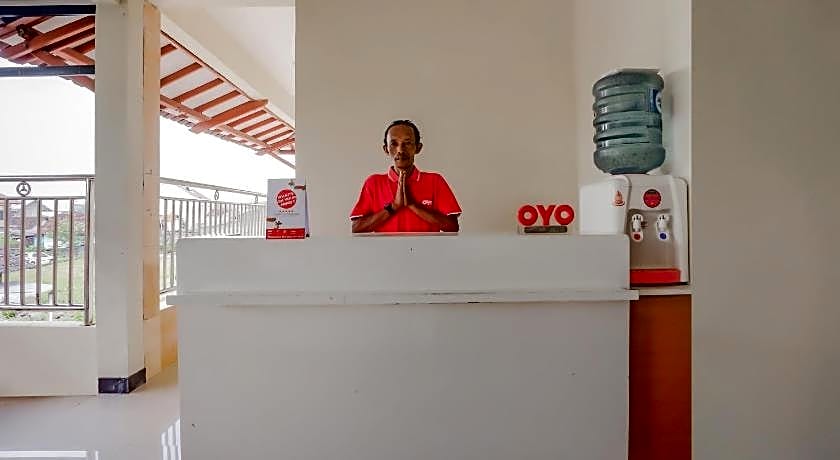 OYO 90210 Kenari House Syariah