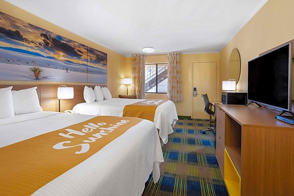 Days Inn by Wyndham Alamogordo