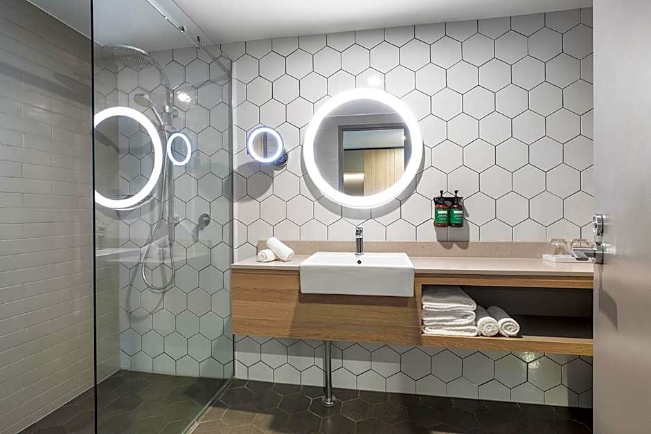 Crowne Plaza Alice Springs Lasseters By IHG