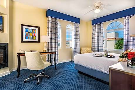 King Room with Kitchenette and Garden View