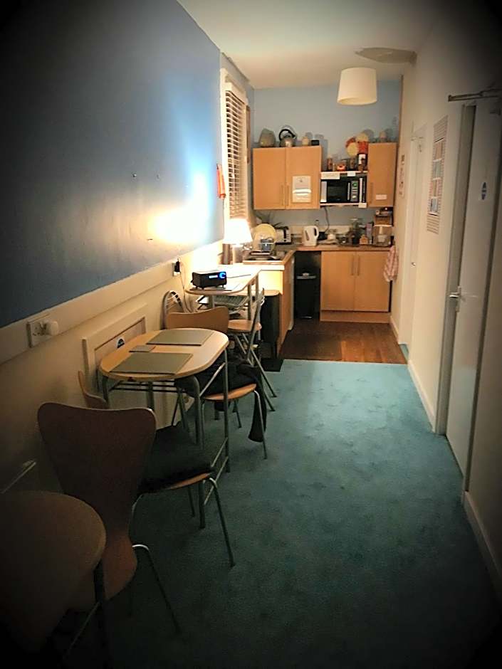 Hull Trinity Backpackers