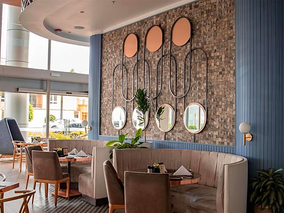 DoubleTree by Hilton Trujillo