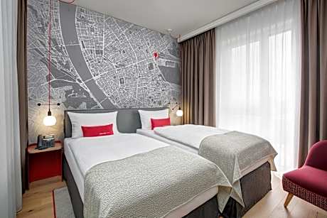 Superior Plus Twin Room