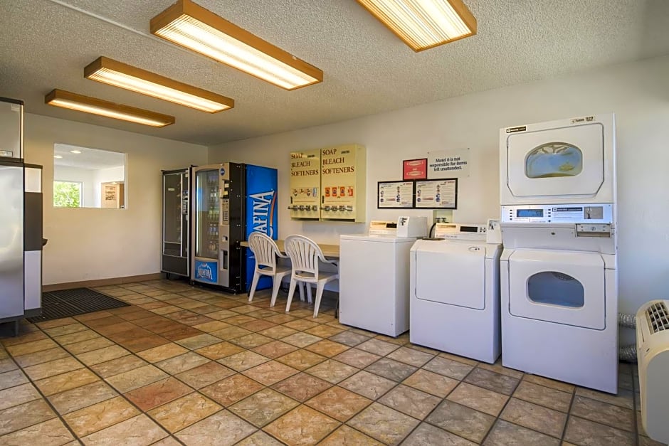 Motel 6-Las Vegas, NV - I-15 Stadium
