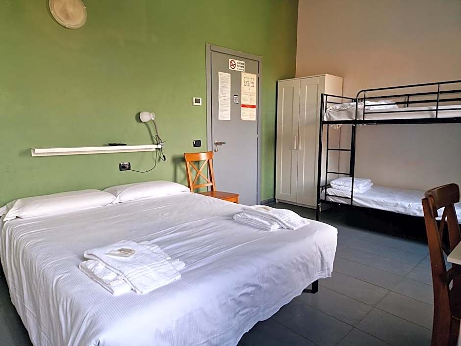 B&B e Ostello, Parco di Monza, CASCINA COSTA ALTA