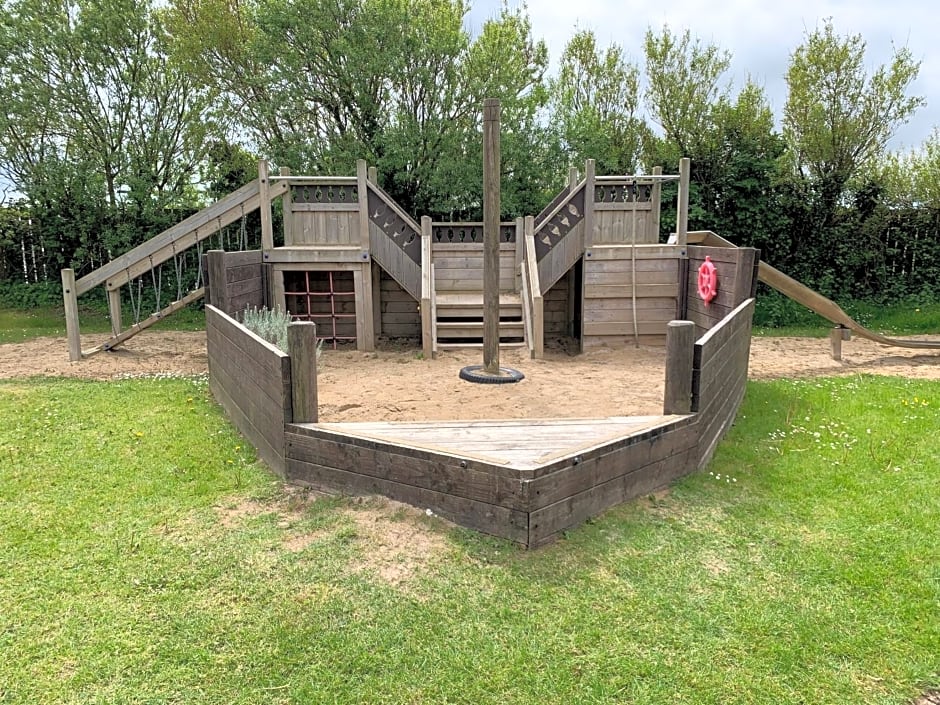 Edge of Padstow, 2 bedroom luxury lodge