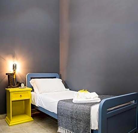 Single Room with Air Conditioning