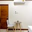 Suthep Home & Hostel