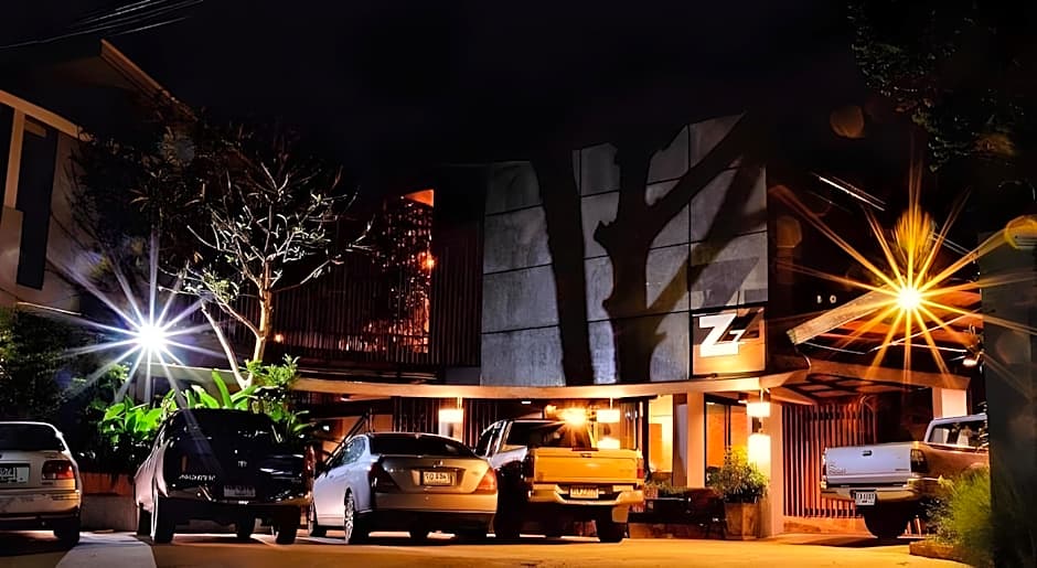 Z2 Boutique Hotel