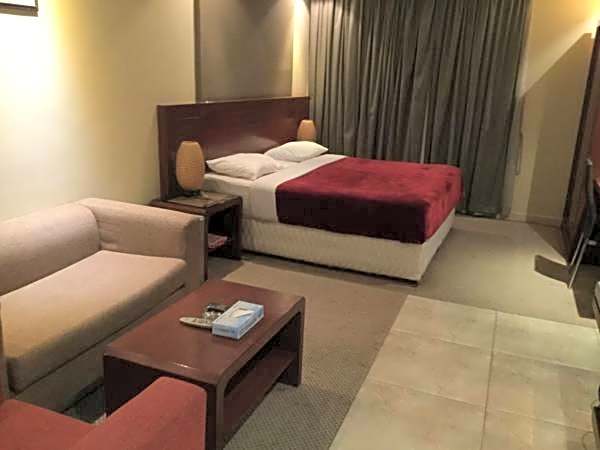 Continental Suite farwaniya