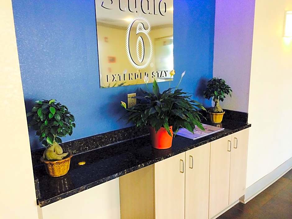 Studio 6-Opelika, AL - Auburn Al