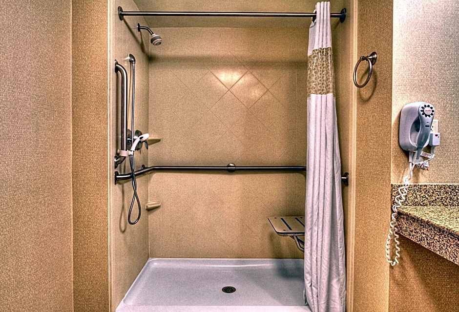 Hampton Inn By Hilton Roanoke Rapids