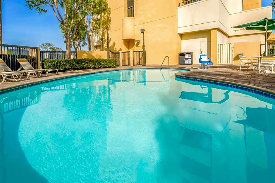 La Quinta Inn & Suites by Wyndham Buena Park
