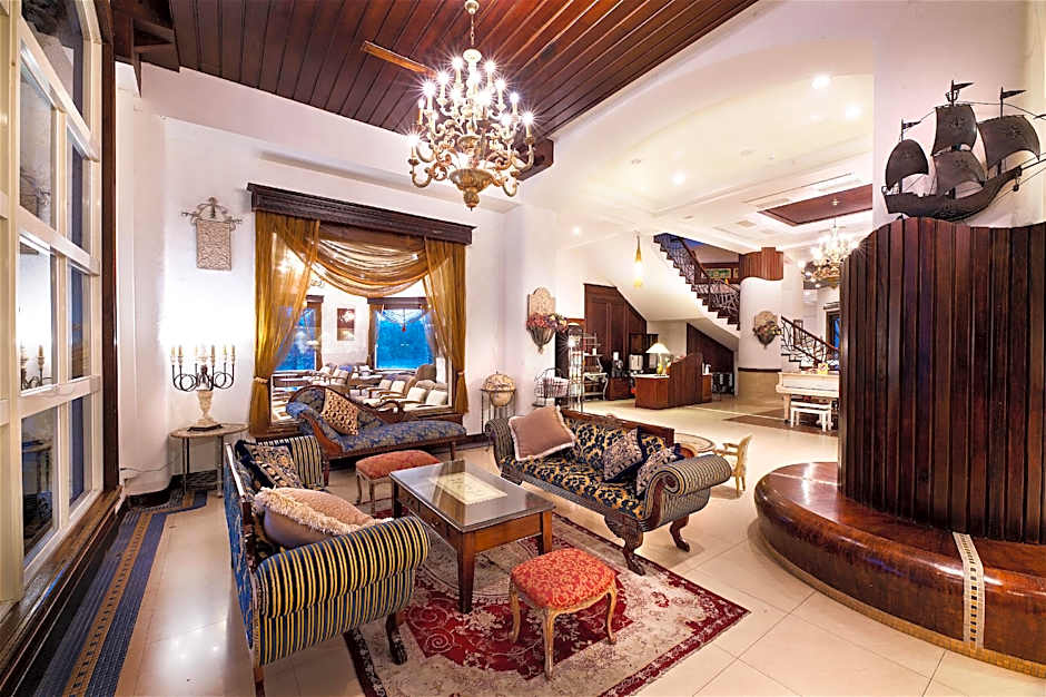 Shangrila Boutique Hotel