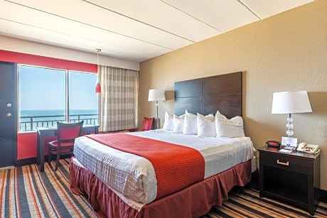 King Room with Roll-In Shower - Disability Access