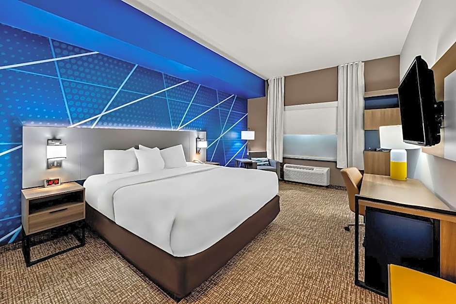 Comfort Inn & Suites Donna near I-2